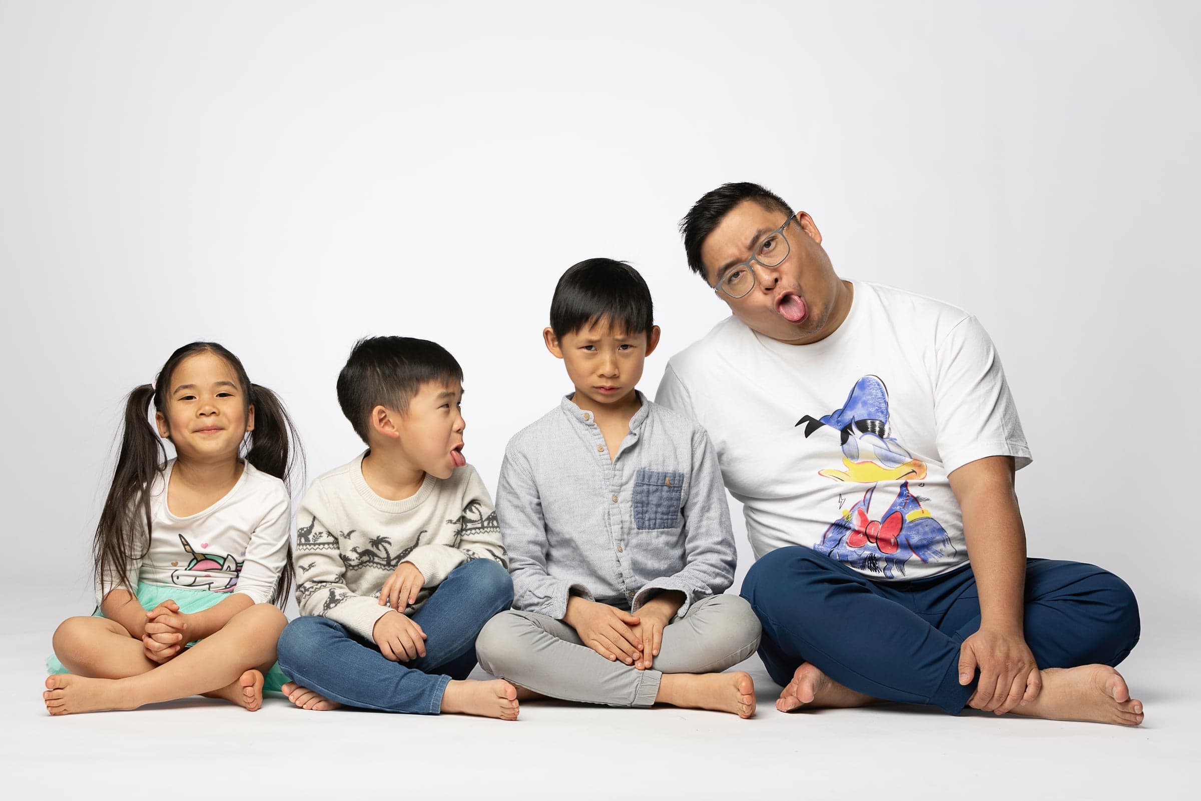 Family photography session Montreal by Kar-Mei Quach