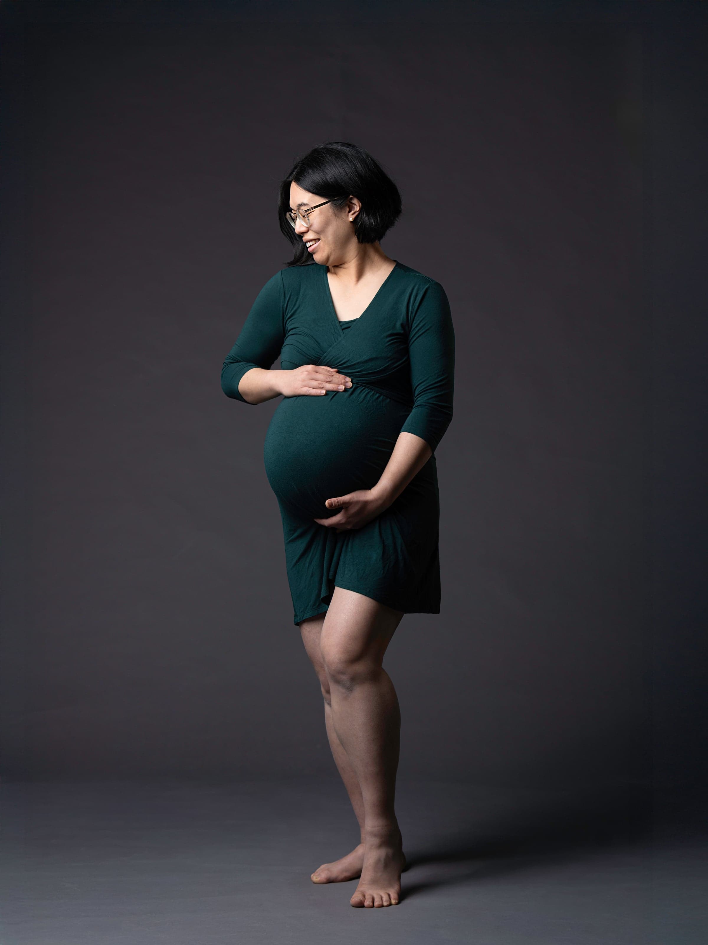 Montreal pregnancy photography by Kar-Mei Quach